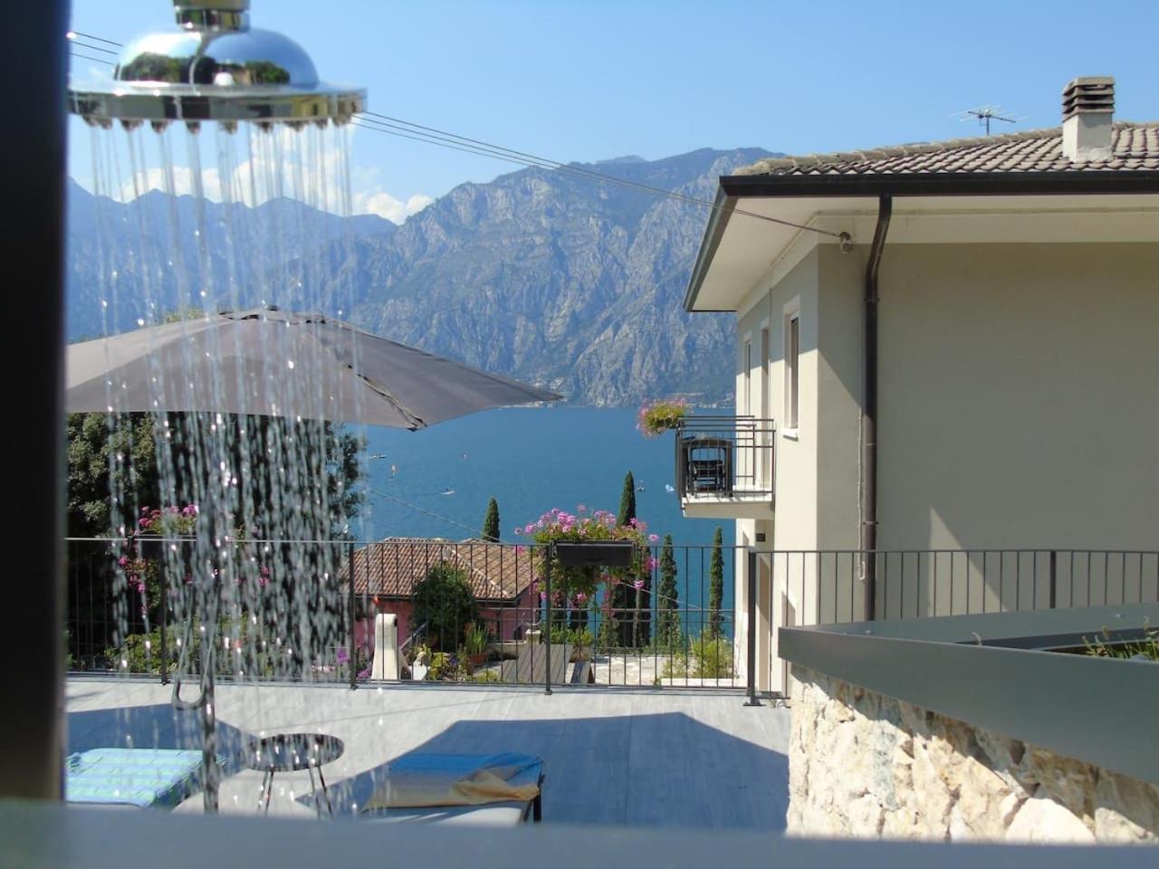 Finestra Sul Lago Malcesine Apt Riva Luaran gambar