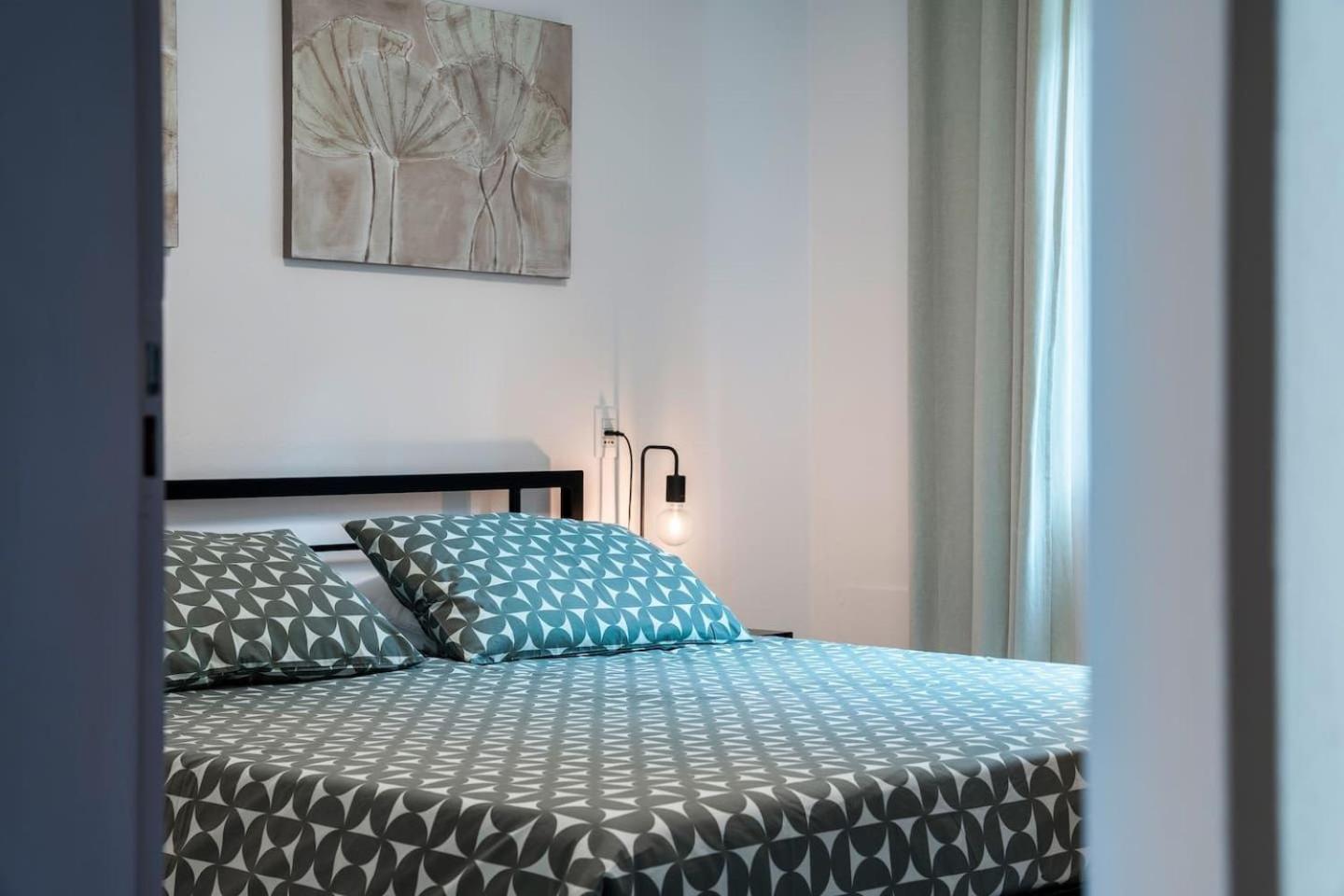 Finestra Sul Lago Malcesine Apt Riva Luaran gambar