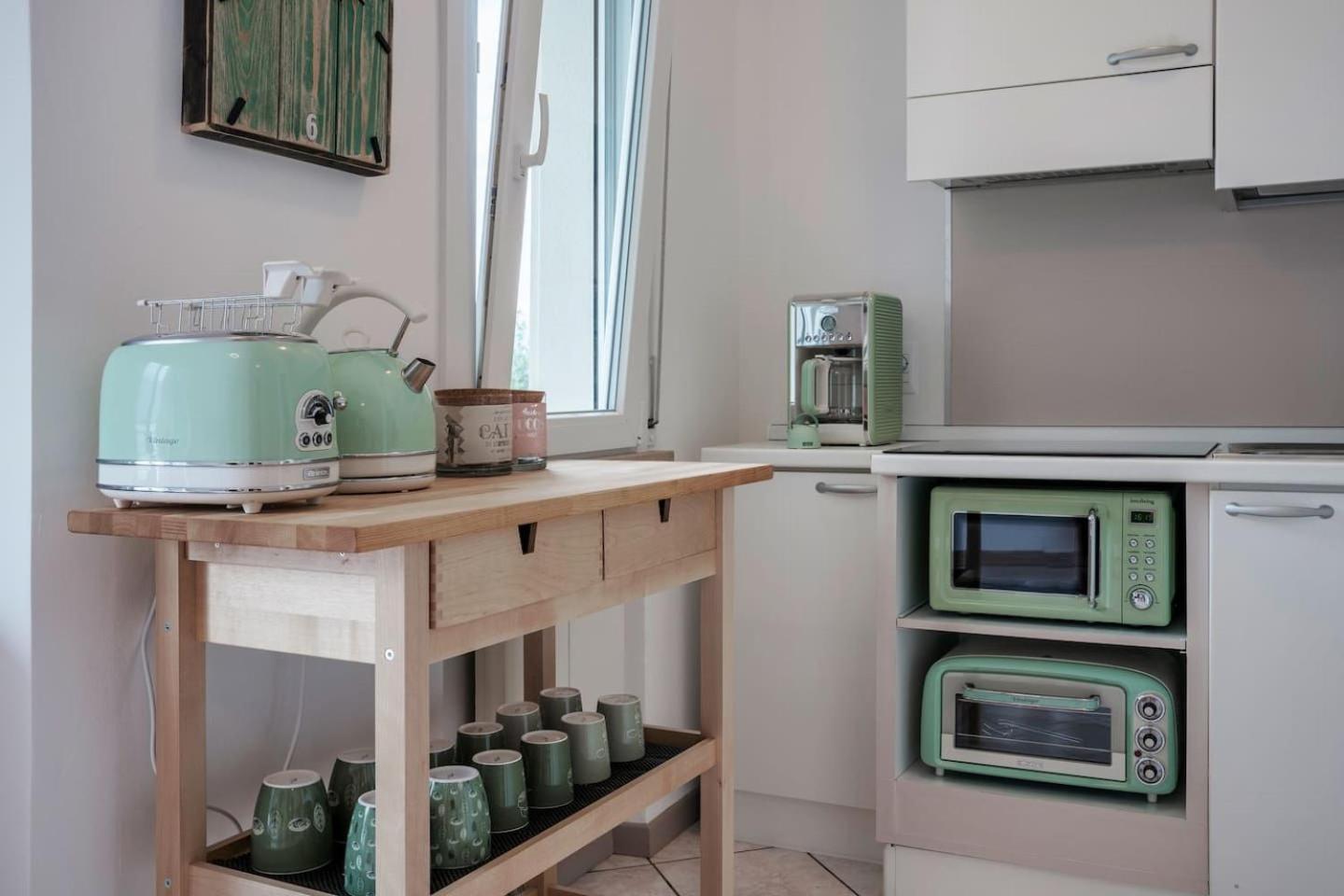 Finestra Sul Lago Malcesine Apt Riva Luaran gambar