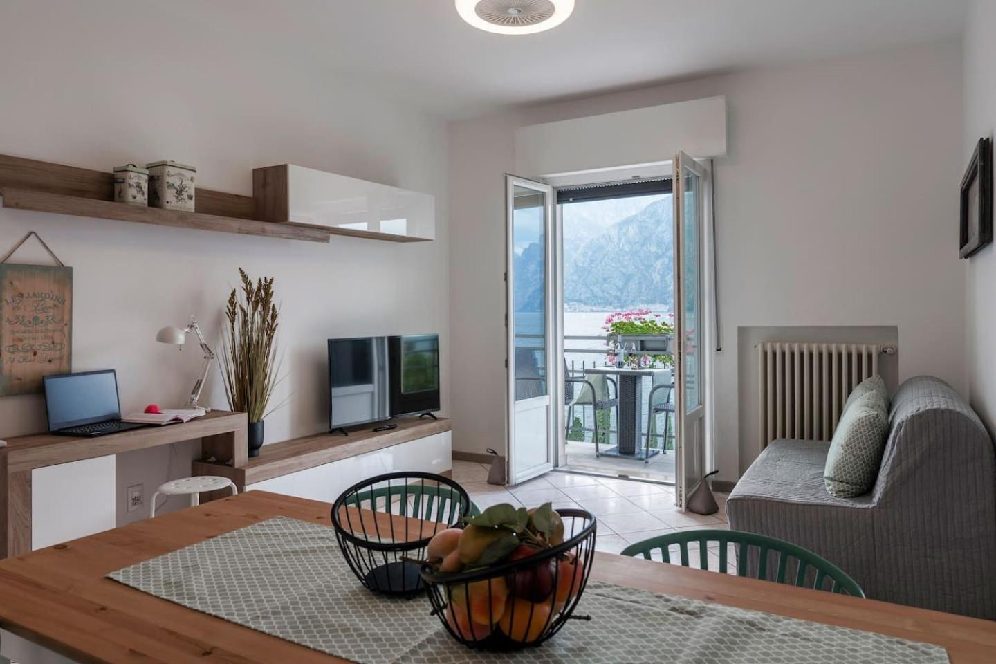 Finestra Sul Lago Malcesine Apt Riva Luaran gambar